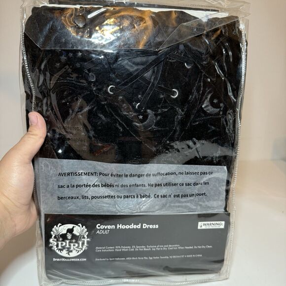 NWT Coven Hooded Dress SPIRIT Halloween Black Velvet Adult Size Medium 8-10 - Picture 2 of 3